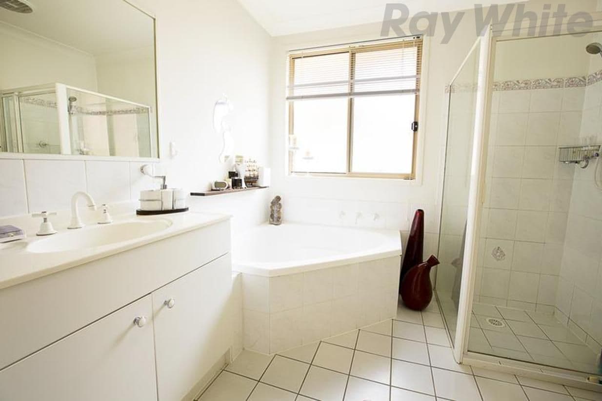 42 Lancaster Avenue, CECIL HILLS NSW 2171, Cecil Hills - Thumbnail 6