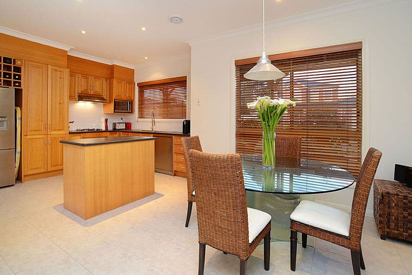 13 Ancona Drive, MILL PARK VIC 3082, Mill Park - Thumbnail 3