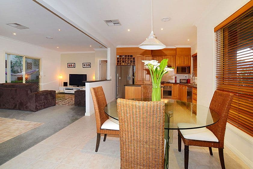 13 Ancona Drive, MILL PARK VIC 3082, Mill Park - Thumbnail 5