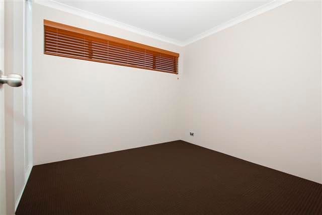 69A Yellowwood Avenue, PIARA WATERS WA 6112, Piara Waters - Thumbnail 6