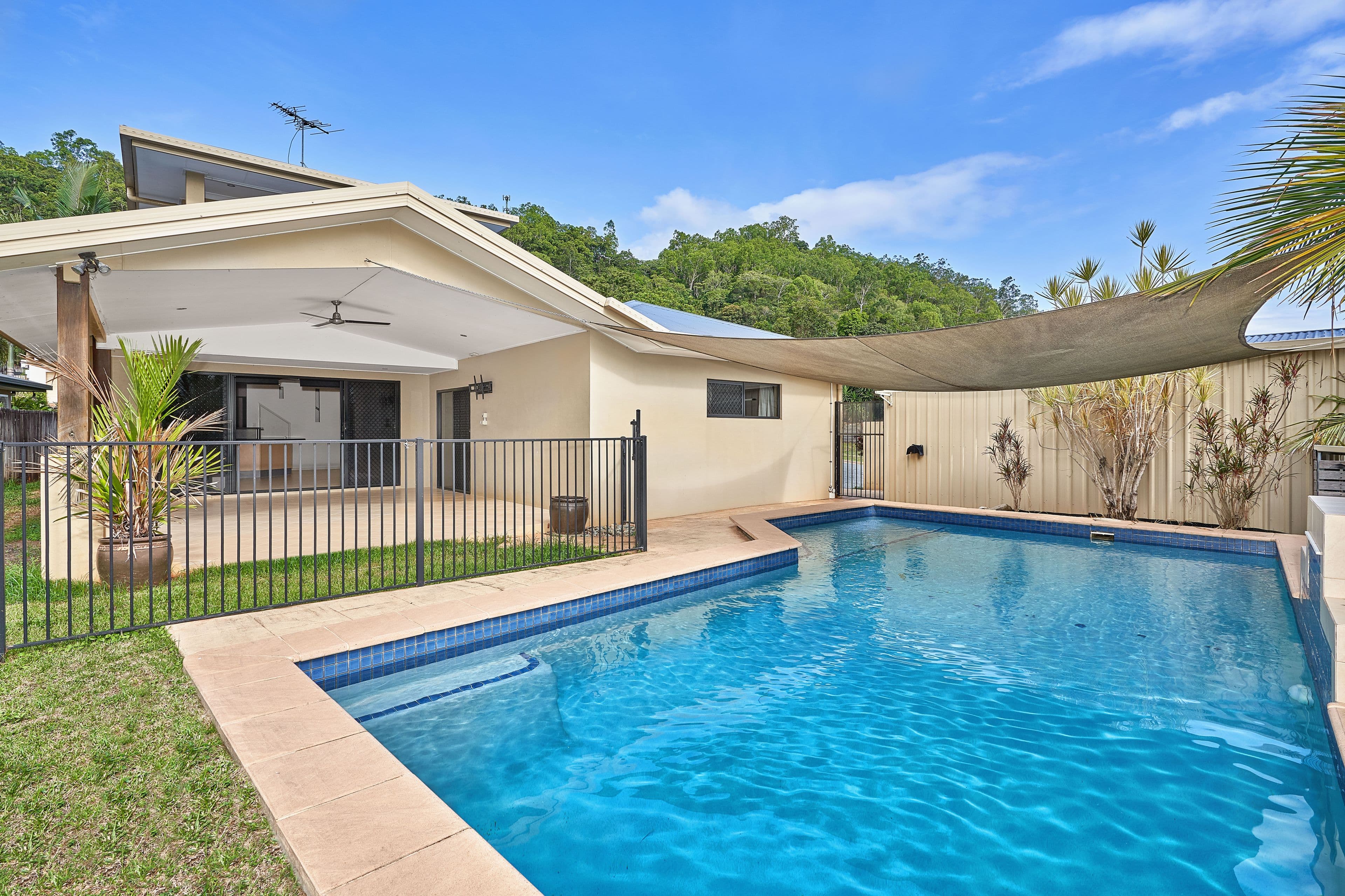 16 Arno Terrace, Bentley Park QLD 4869, Bentley Park - Thumbnail 3