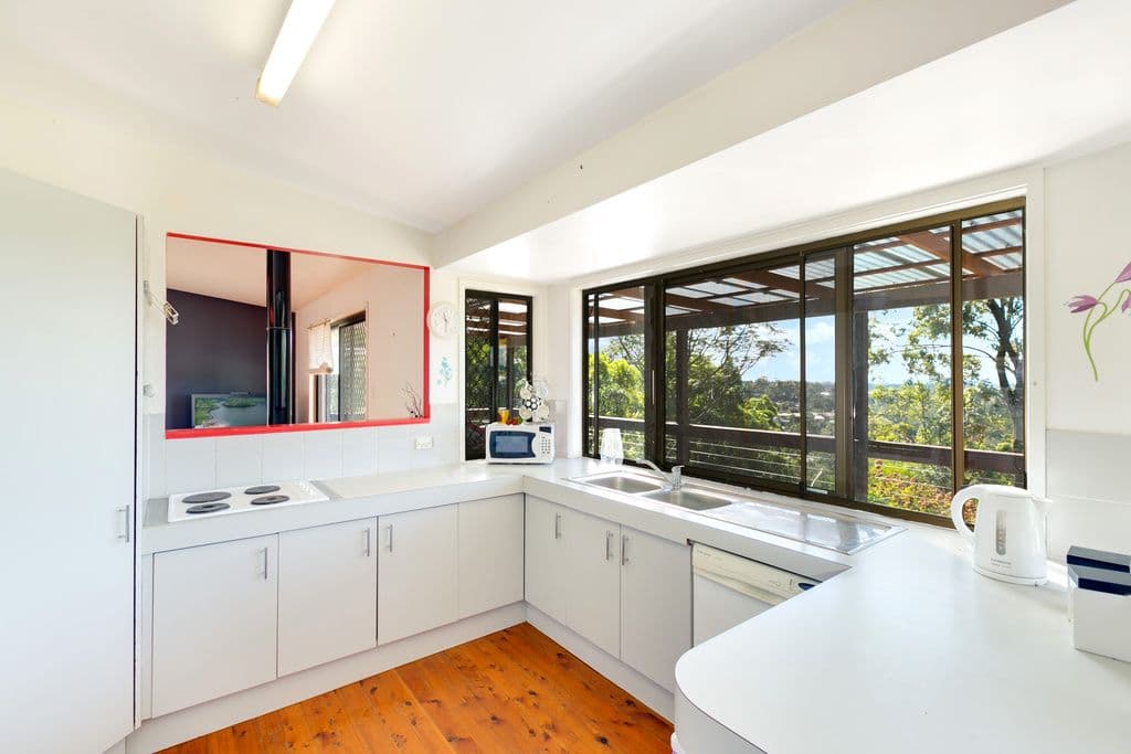15 Hillier Street, CURRUMBIN WATERS QLD 4223, Currumbin Waters - Thumbnail 4