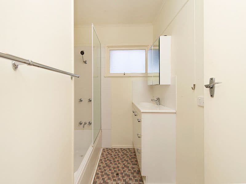 78 Strong Avenue, GRACEVILLE QLD 4075, Graceville - Thumbnail 8