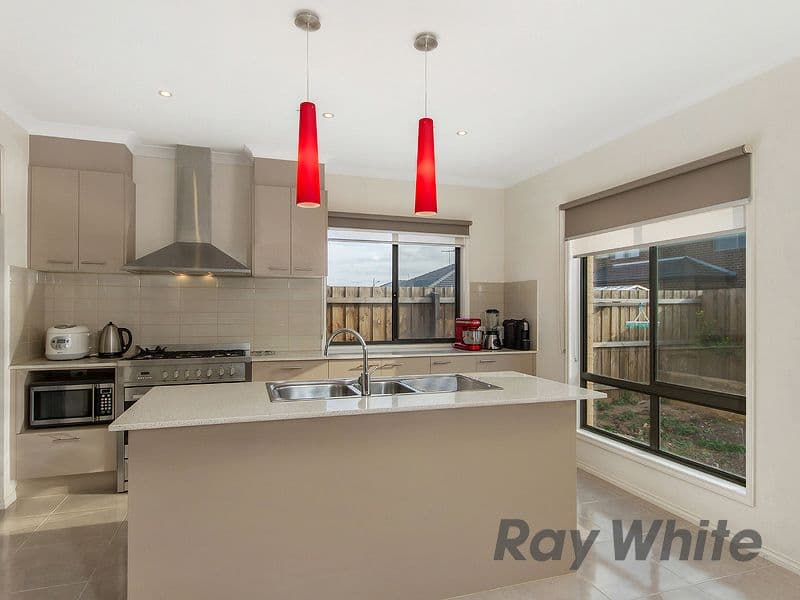 39 City Vista Court, Plumpton VIC 3335, Plumpton - Thumbnail 5