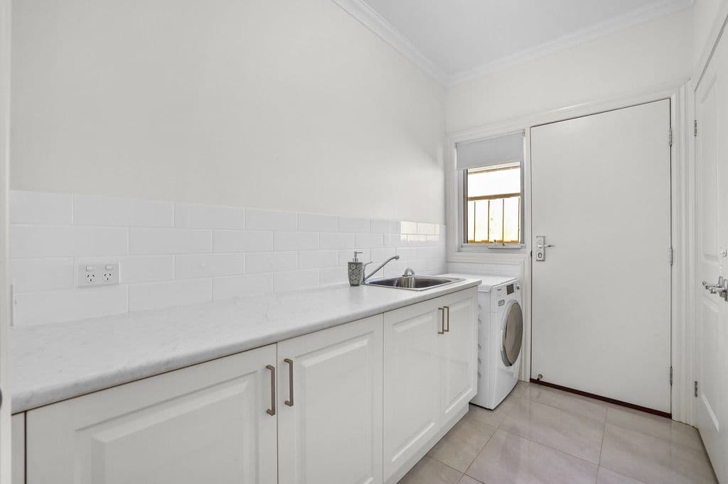 19 Billeroy Way, Werribee VIC 3030, Werribee - Thumbnail 4