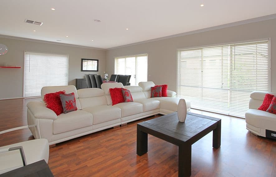 8 Birdwood Court, DOREEN VIC 3754, Doreen - Thumbnail 2