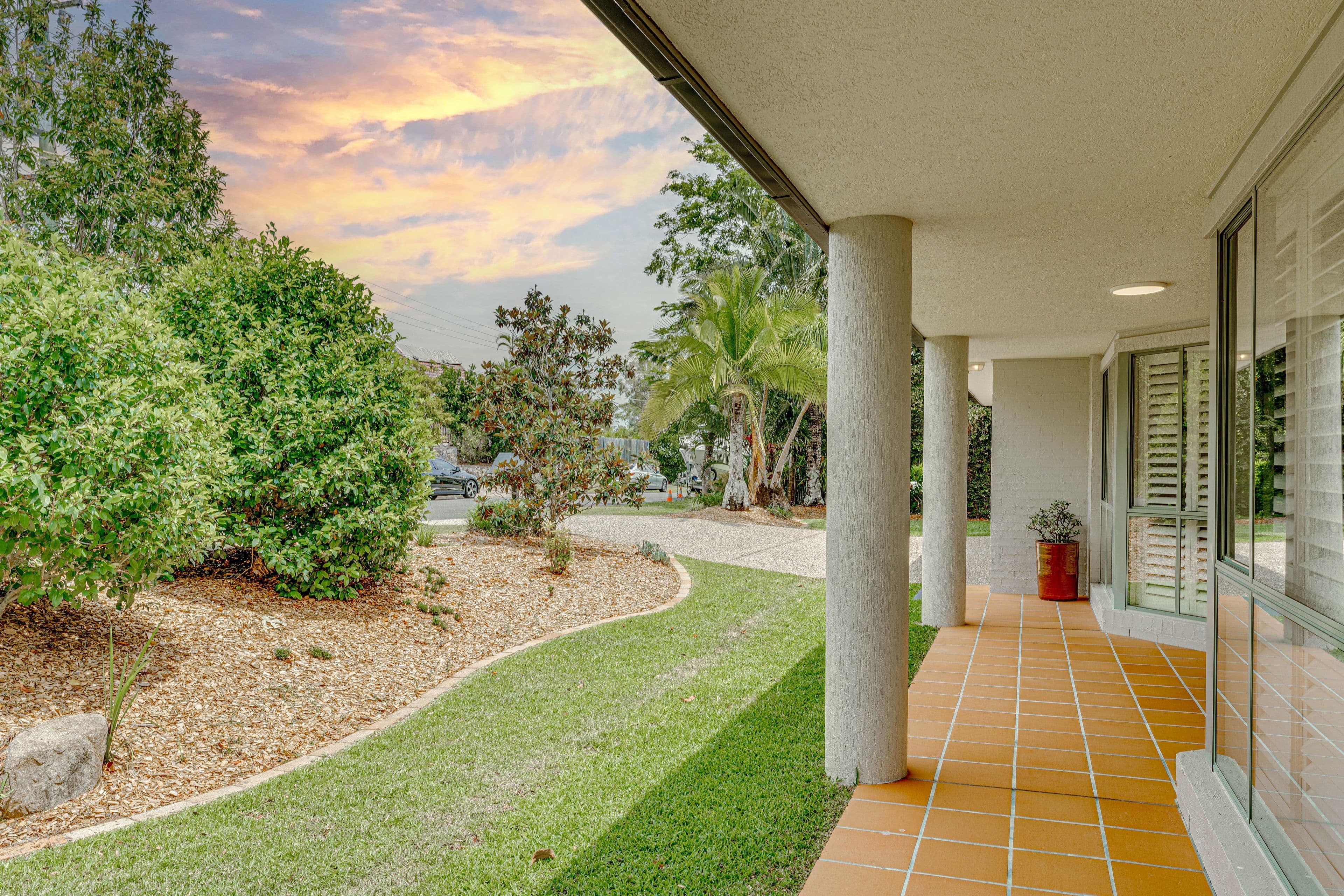9 Taree Street, Chapel Hill QLD 4069, Chapel Hill - Thumbnail 2
