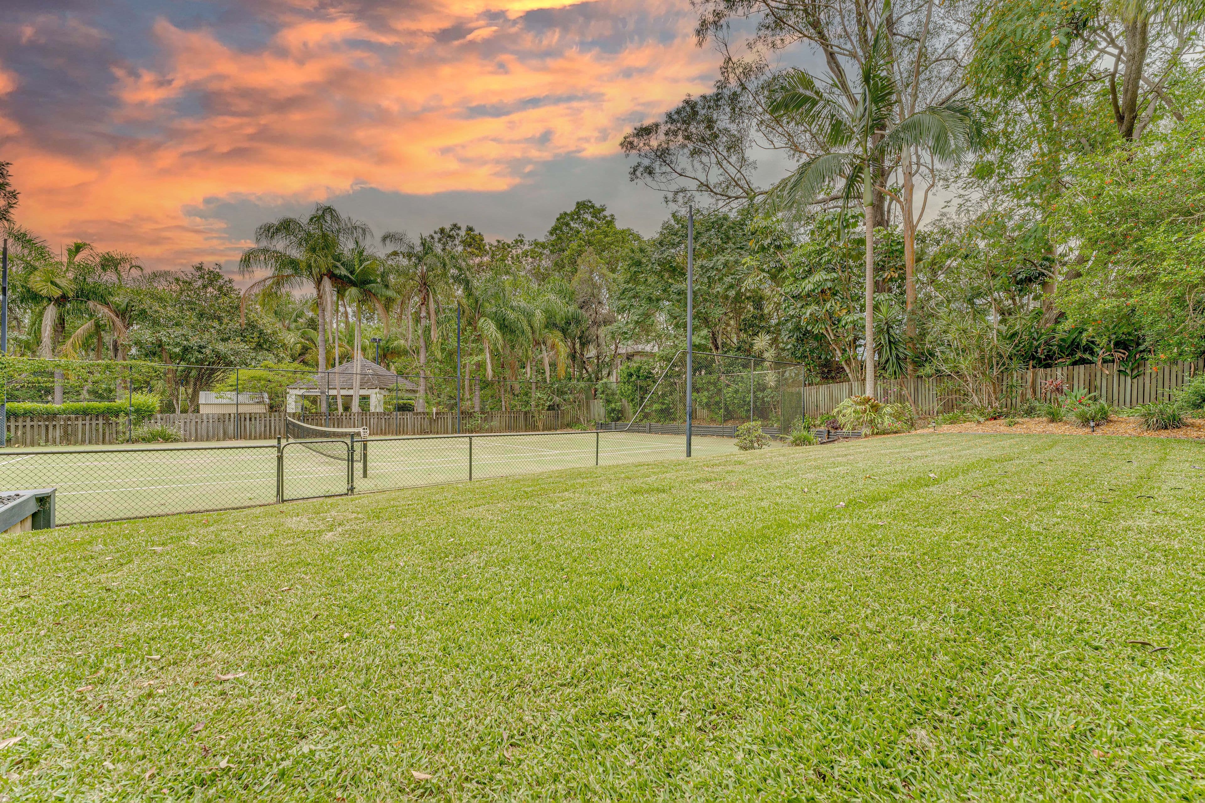 9 Taree Street, Chapel Hill QLD 4069, Chapel Hill - Thumbnail 5