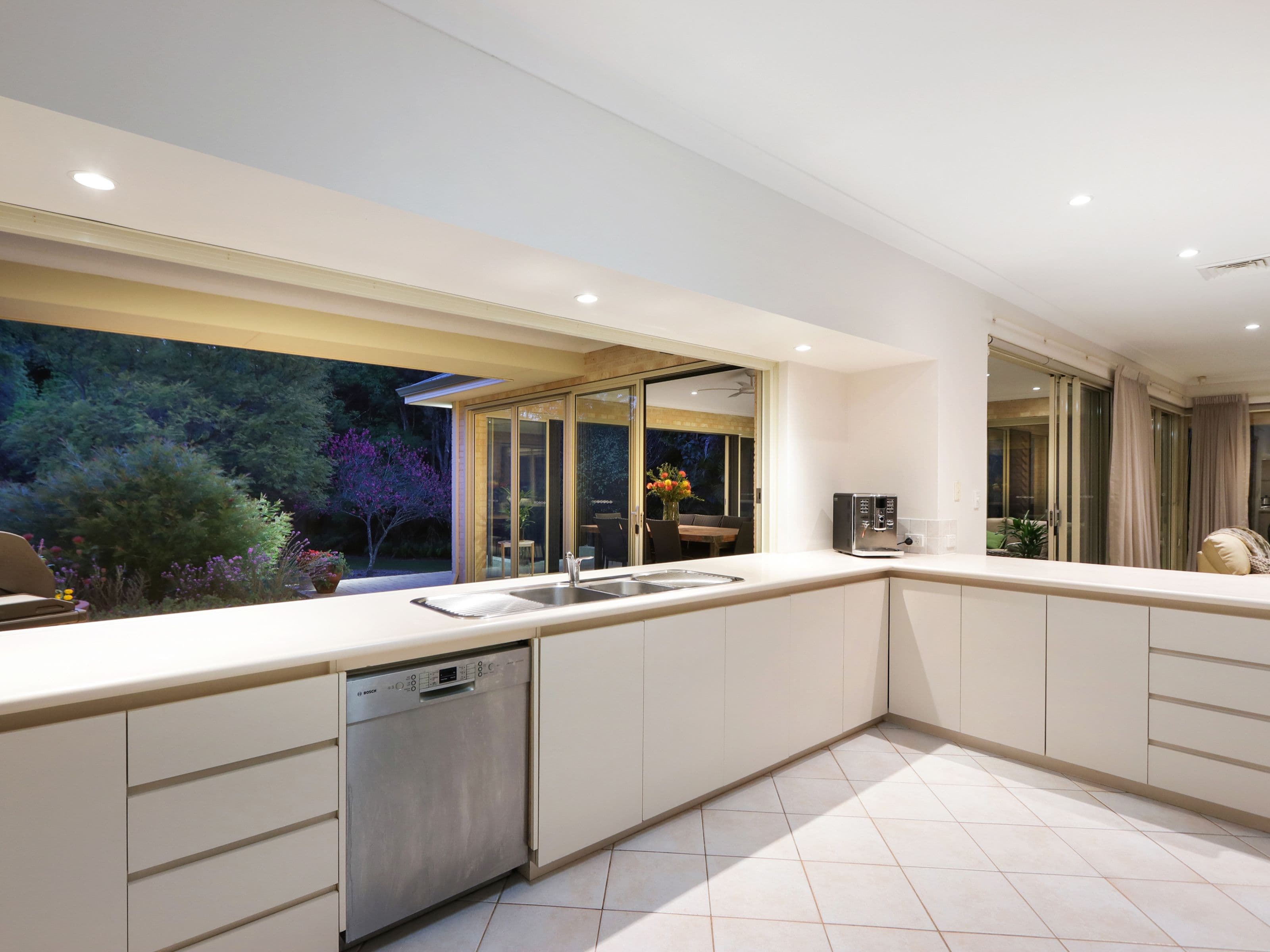 306 Carradine Road, Bedfordale WA 6112, Bedfordale - Thumbnail 3
