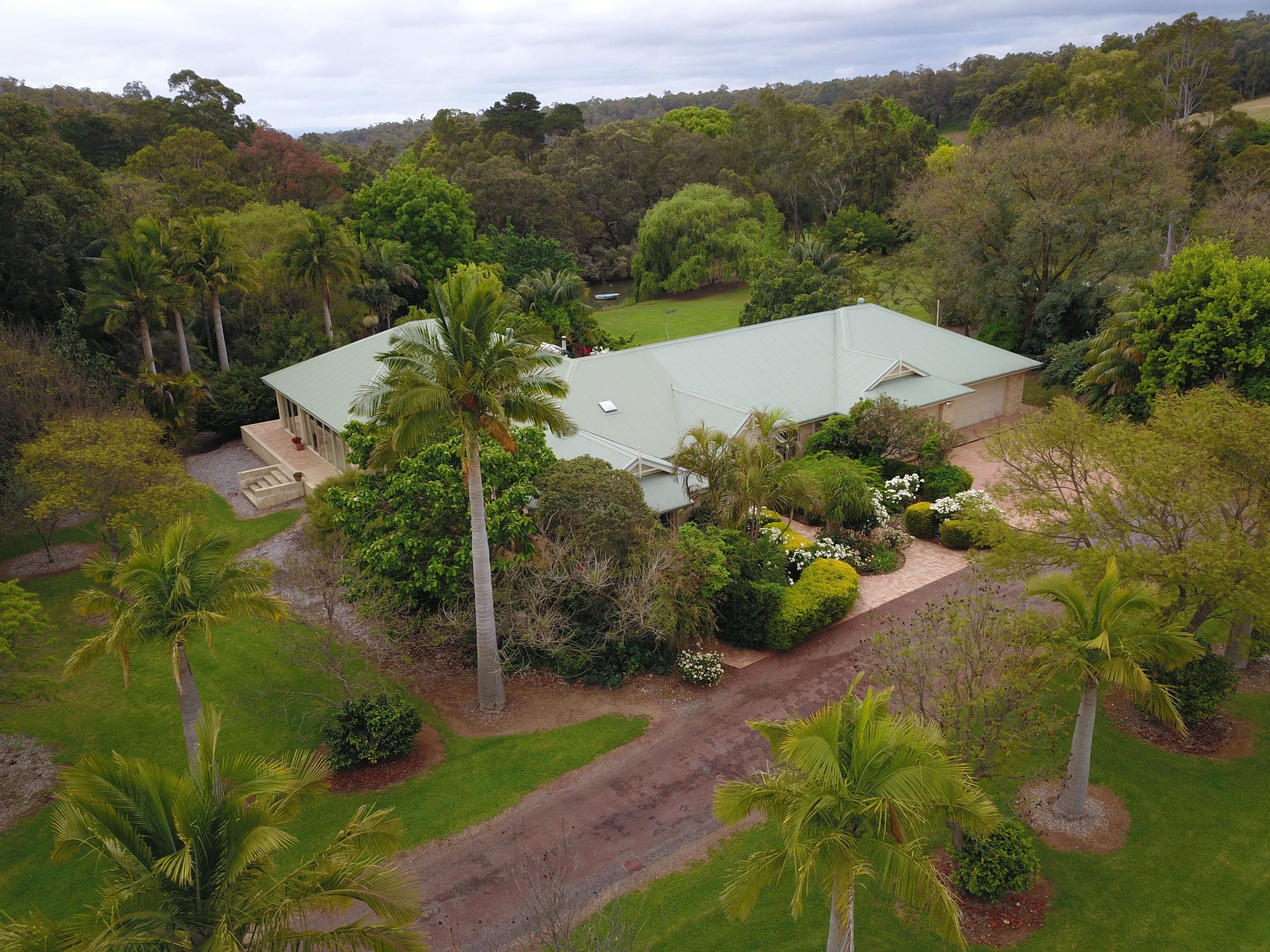 306 Carradine Road, Bedfordale WA 6112, Bedfordale - Thumbnail 8