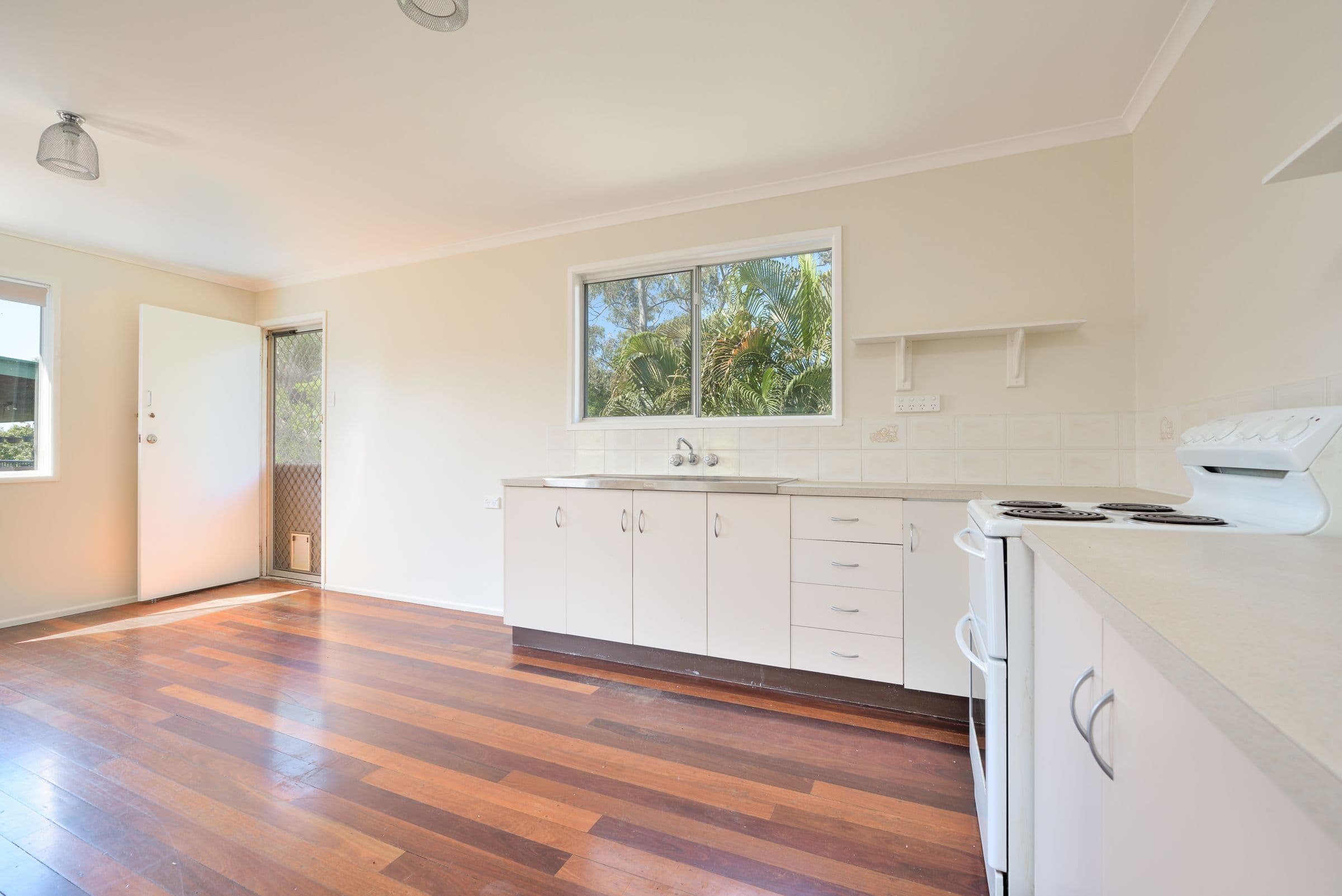 22 Penda Avenue, New Auckland QLD 4680, New Auckland - Thumbnail 2