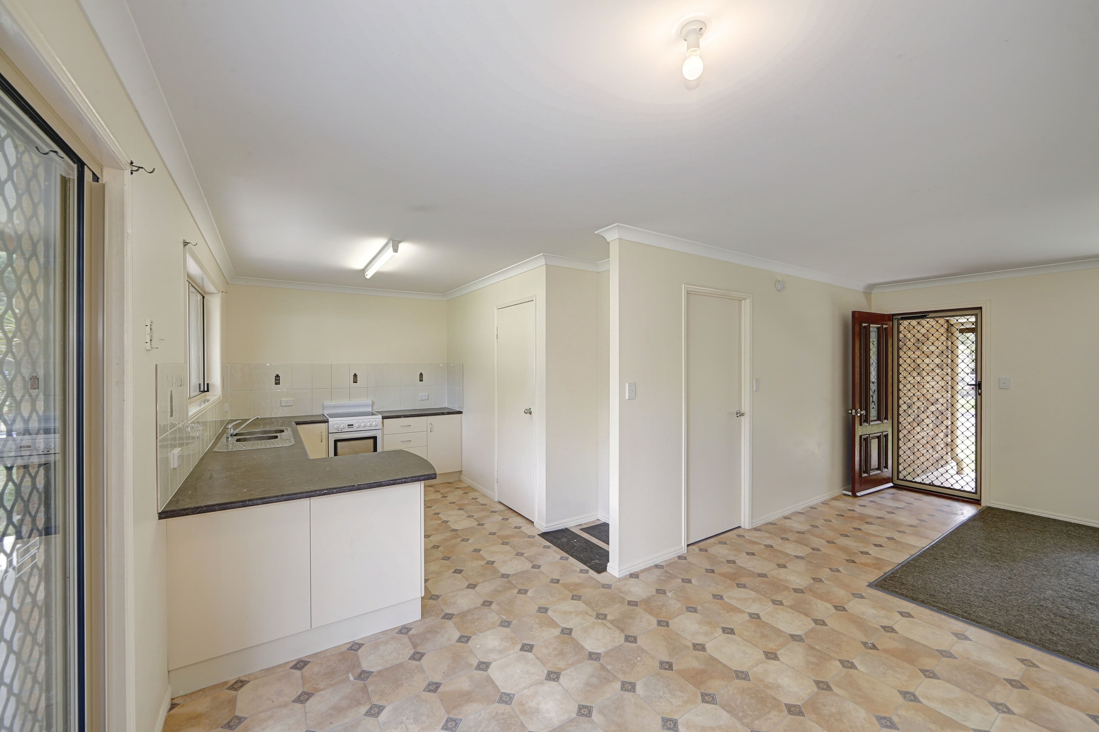 73 Childers Road, Branyan QLD 4670, Branyan - Thumbnail 5