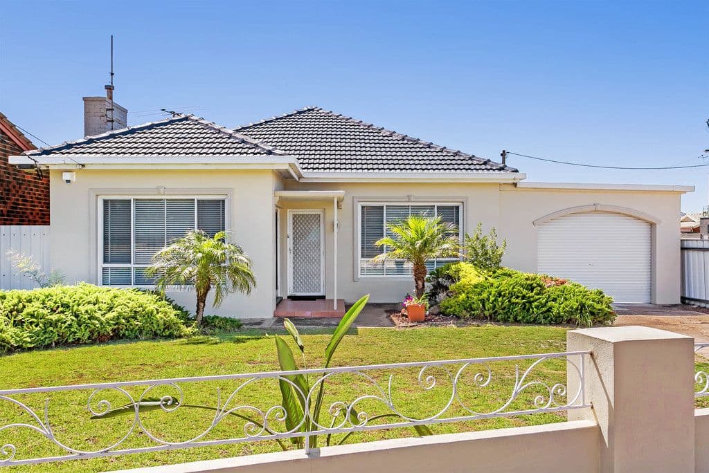282 Military Road, Semaphore Park SA 5019, Semaphore Park - Image 1