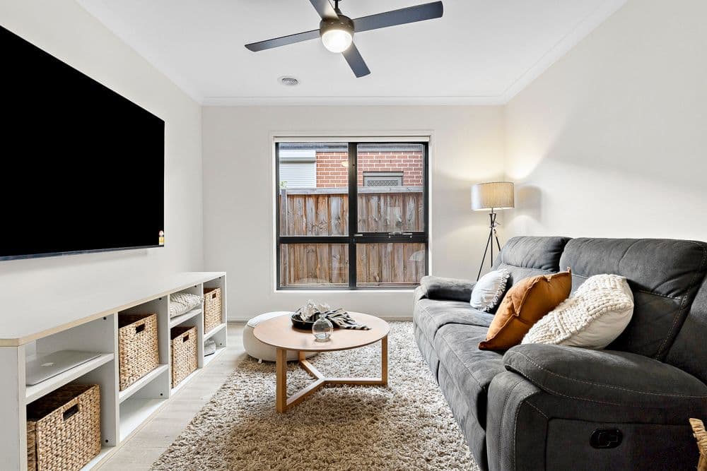 44 Lucy Crescent, Greenvale VIC 3059, Greenvale - Thumbnail 2