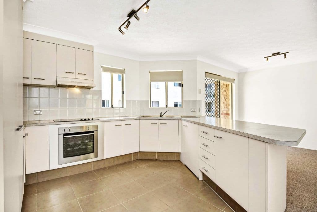 6 Teemangum Street, Tugun QLD 4224, Tugun - Thumbnail 2