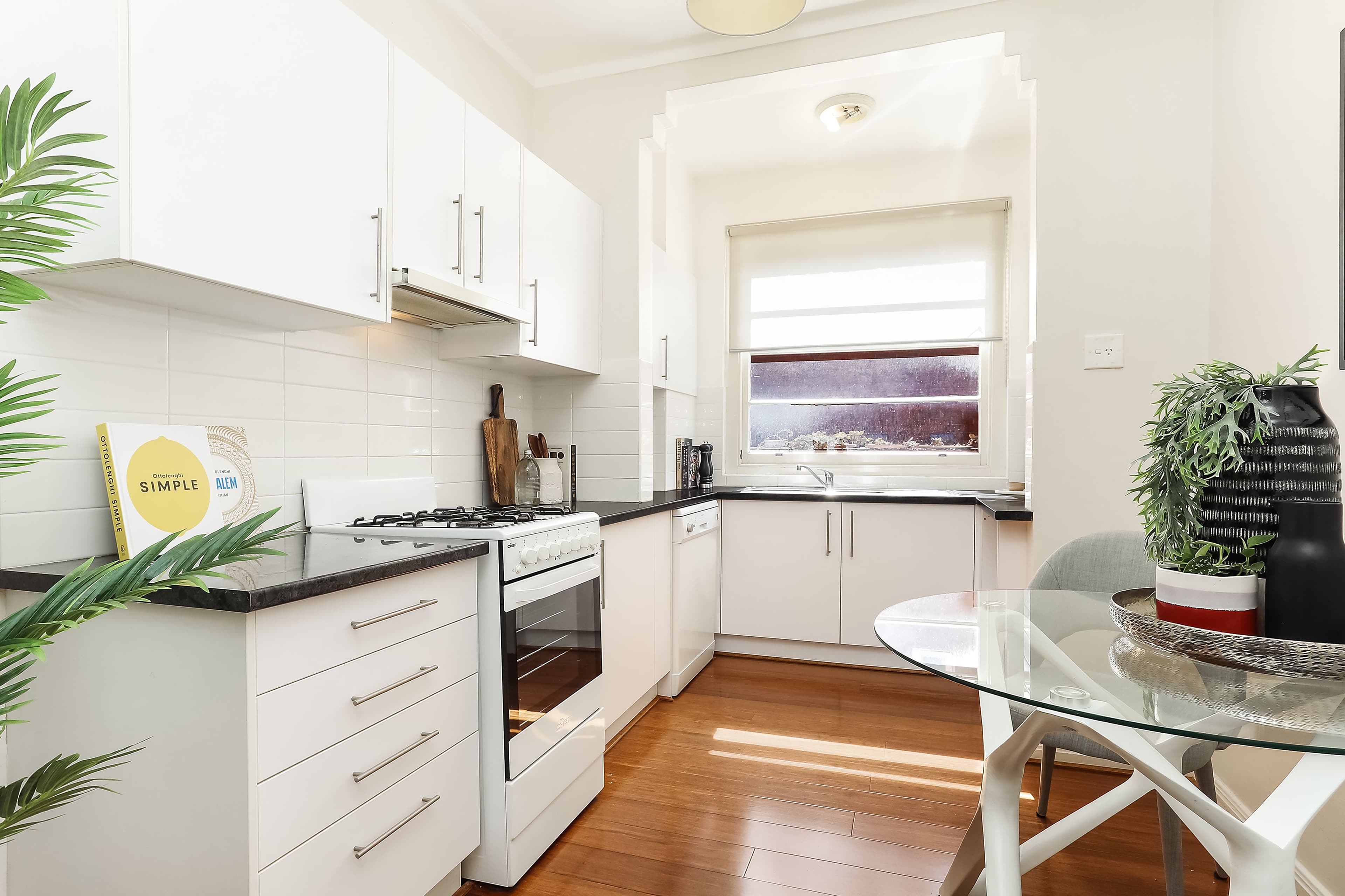 7 greenaway terrace, Cranbourne East - Thumbnail 2