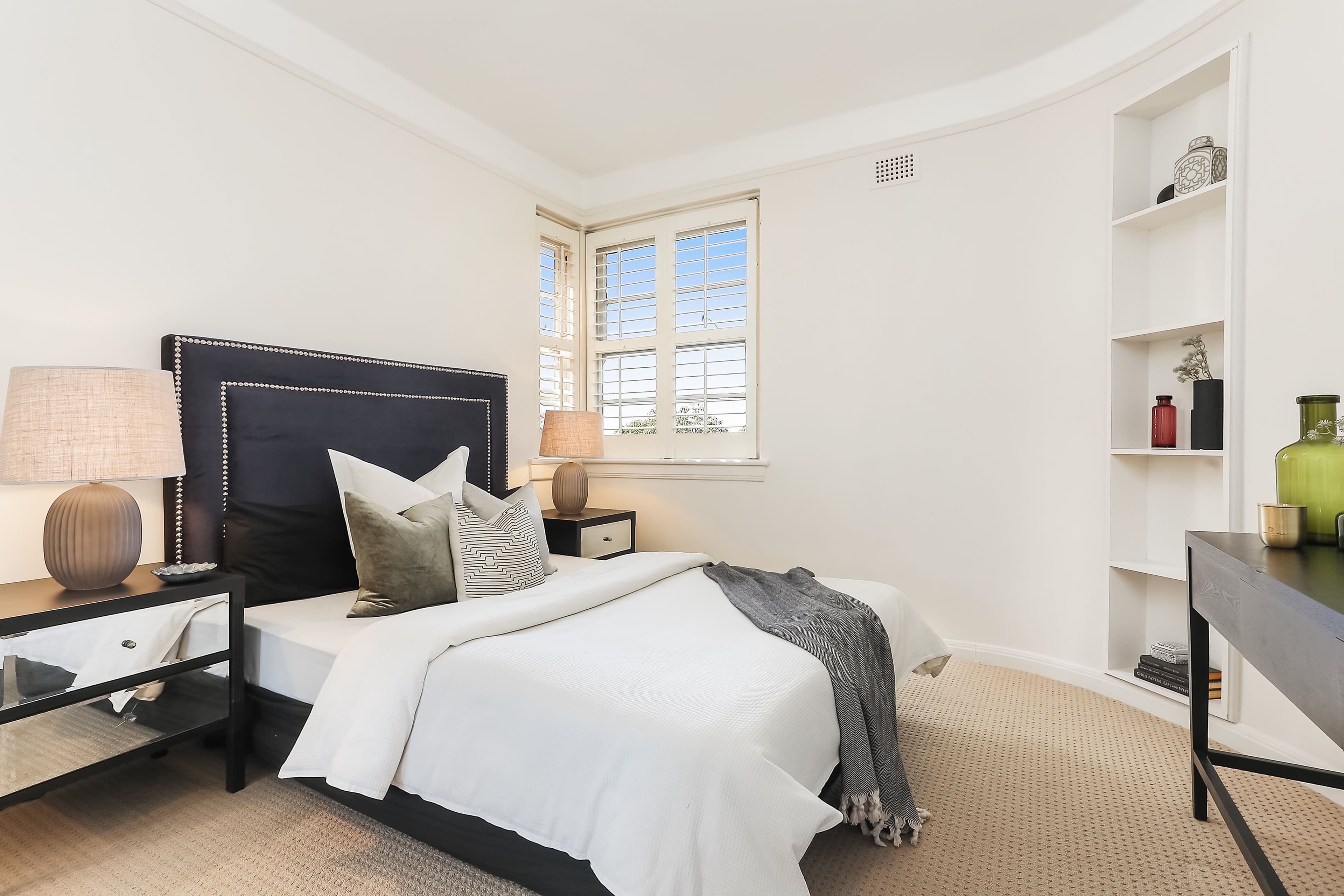 7 greenaway terrace, Cranbourne East - Thumbnail 3