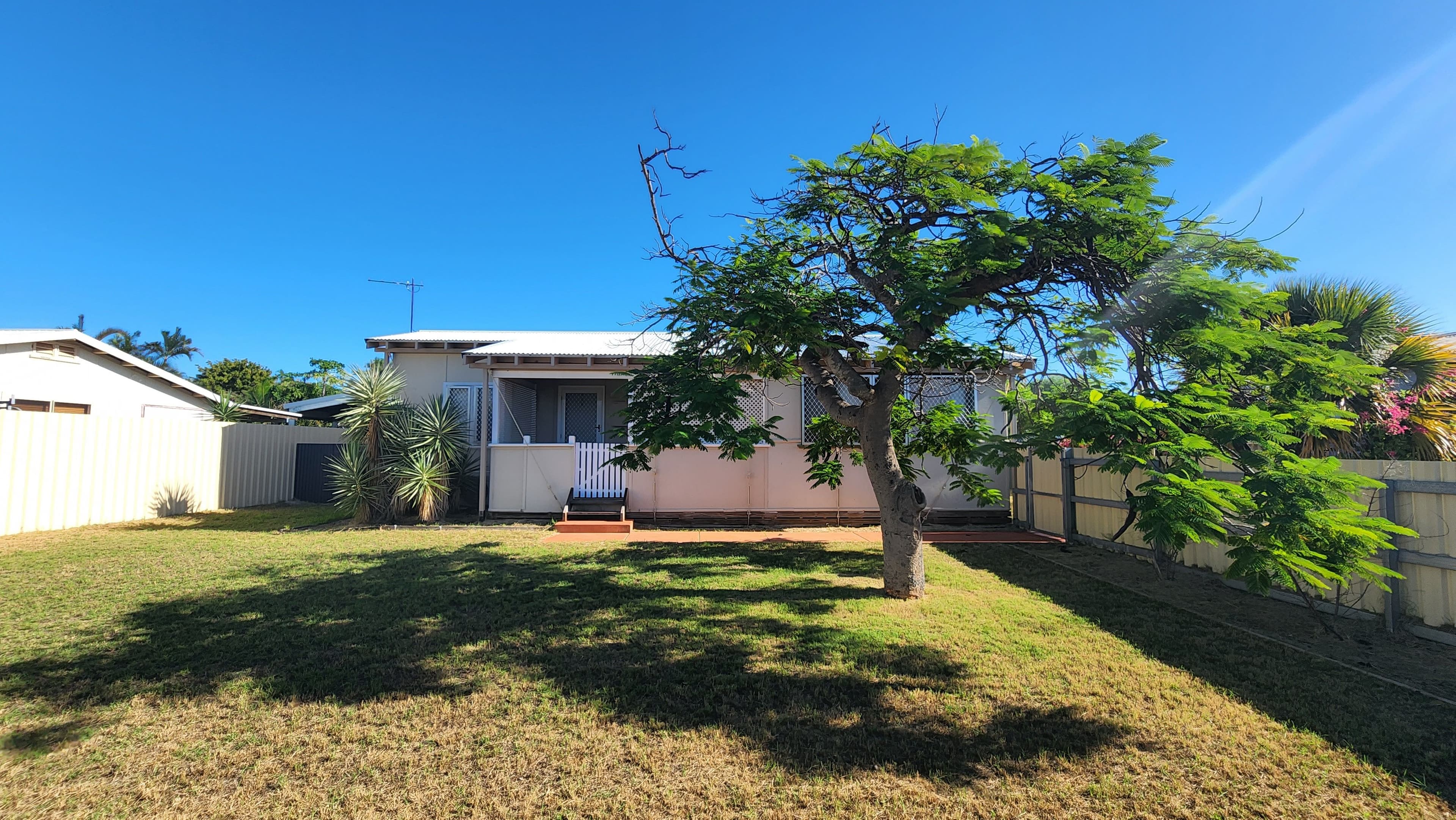 10 Carey Street, Carnarvon WA 6701, South Carnarvon - Image 1