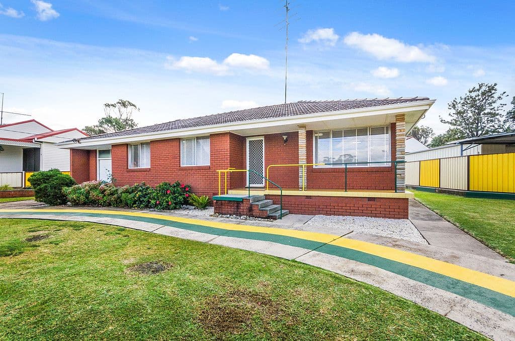4 Hale Street, Woonona NSW 2517, Woonona - Thumbnail 2
