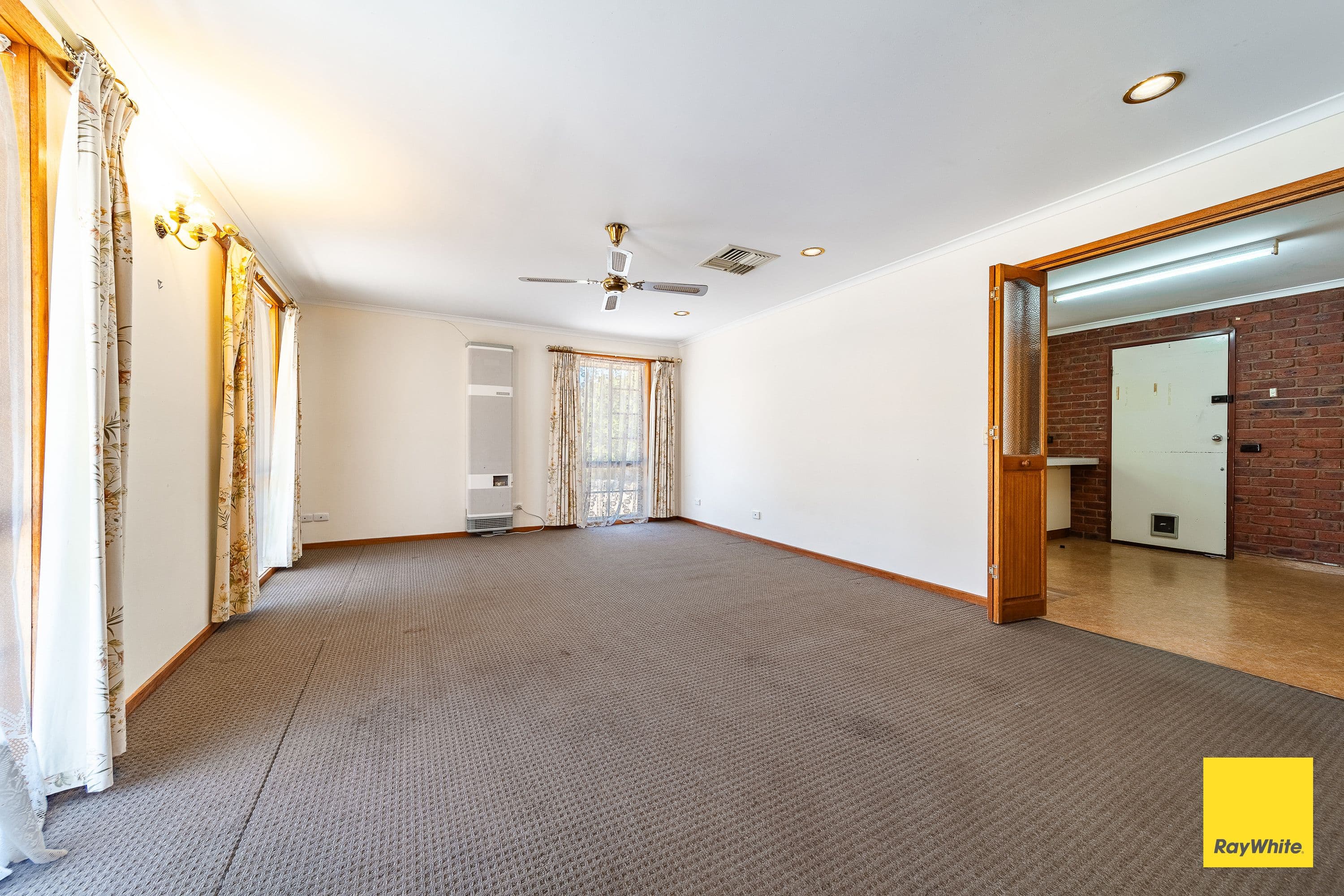 27 Yeramba Close, Strathdale VIC 3550, Strathdale - Thumbnail 2