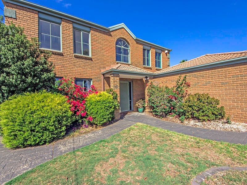 67 Wildflower Crescent, Hoppers Crossing VIC 3029, Hoppers Crossing - Thumbnail 2