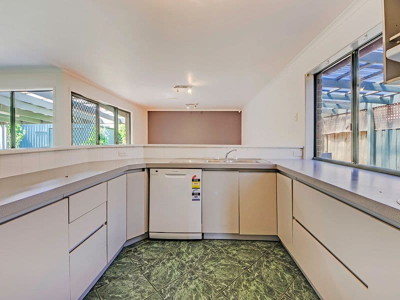 67 Wildflower Crescent, Hoppers Crossing VIC 3029, Hoppers Crossing - Thumbnail 5