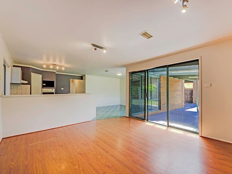 67 Wildflower Crescent, Hoppers Crossing VIC 3029, Hoppers Crossing - Thumbnail 7