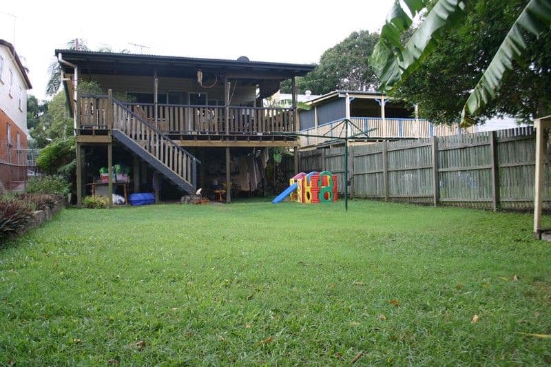 14 Walker Street, WINDSOR QLD 4030, Windsor - Thumbnail 4