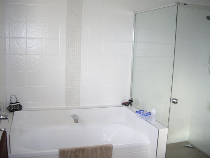 22 Moores Crescent, VARSITY LAKES QLD 4227, Varsity Lakes - Thumbnail 2