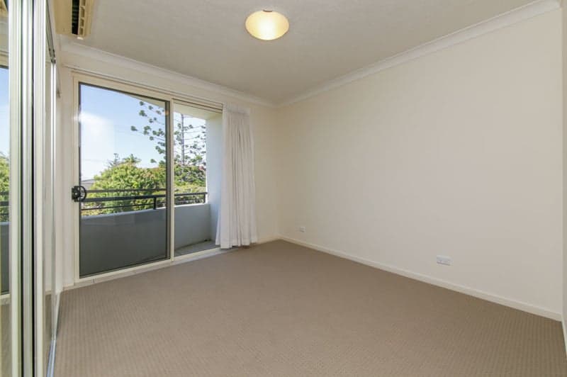 22 Back Street, Biggera Waters - Thumbnail 8