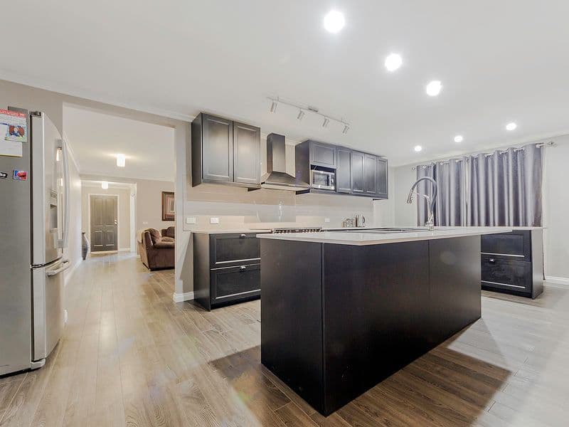 38 Clarafield Crescent, Tarneit VIC 3029, Tarneit - Thumbnail 3