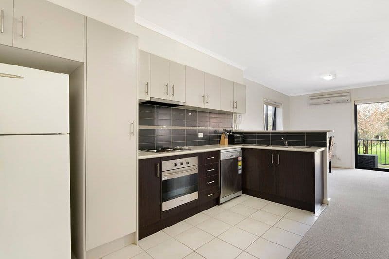 68 Quarry Circuit, COBURG VIC 3058, Coburg - Thumbnail 2