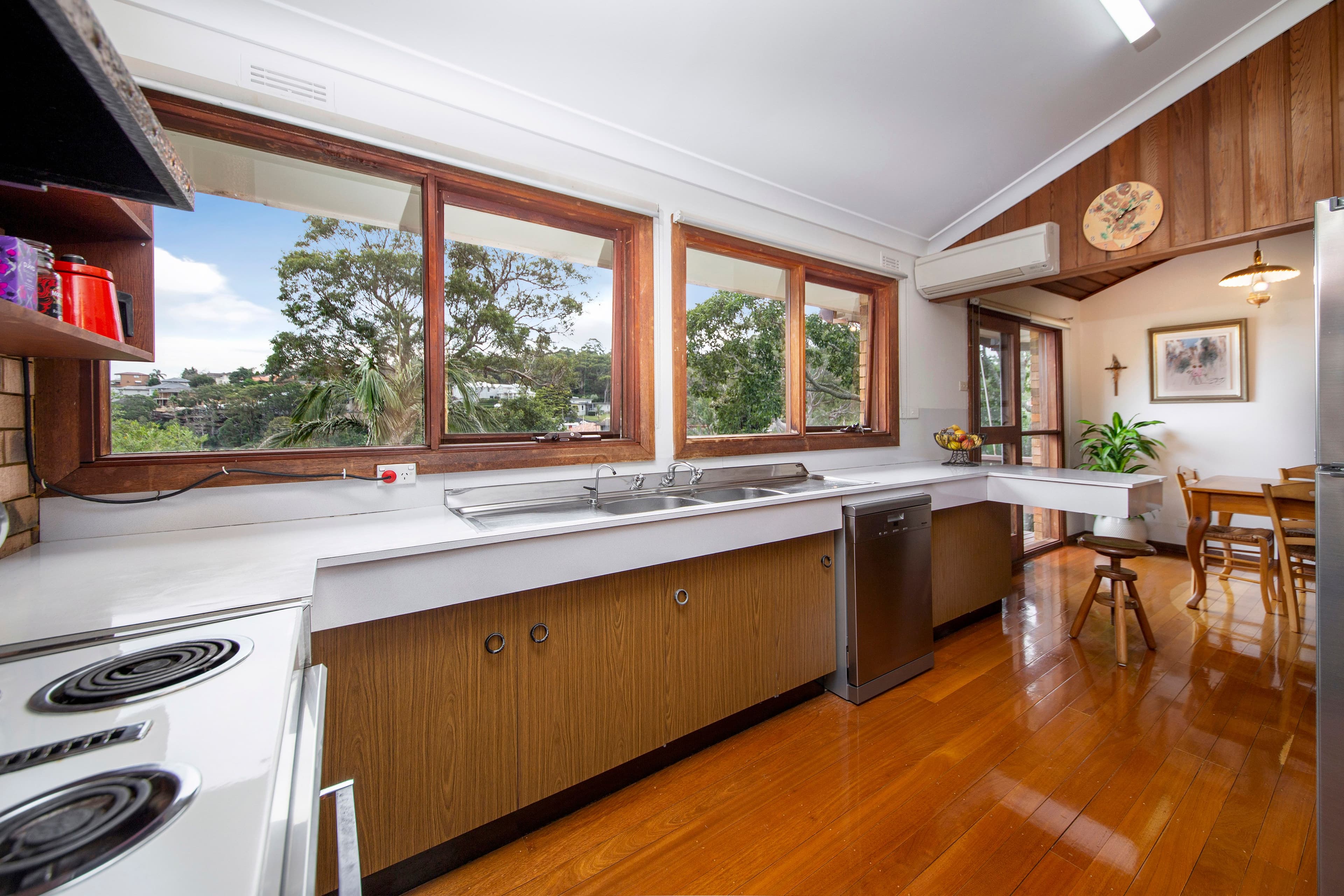 21 Allambie Avenue, Caringbah South NSW 2229, Caringbah South - Thumbnail 5