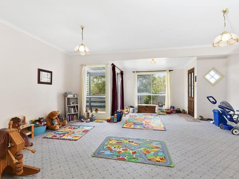 30 Benbows Street, Ararat VIC 3377, Ararat - Thumbnail 6