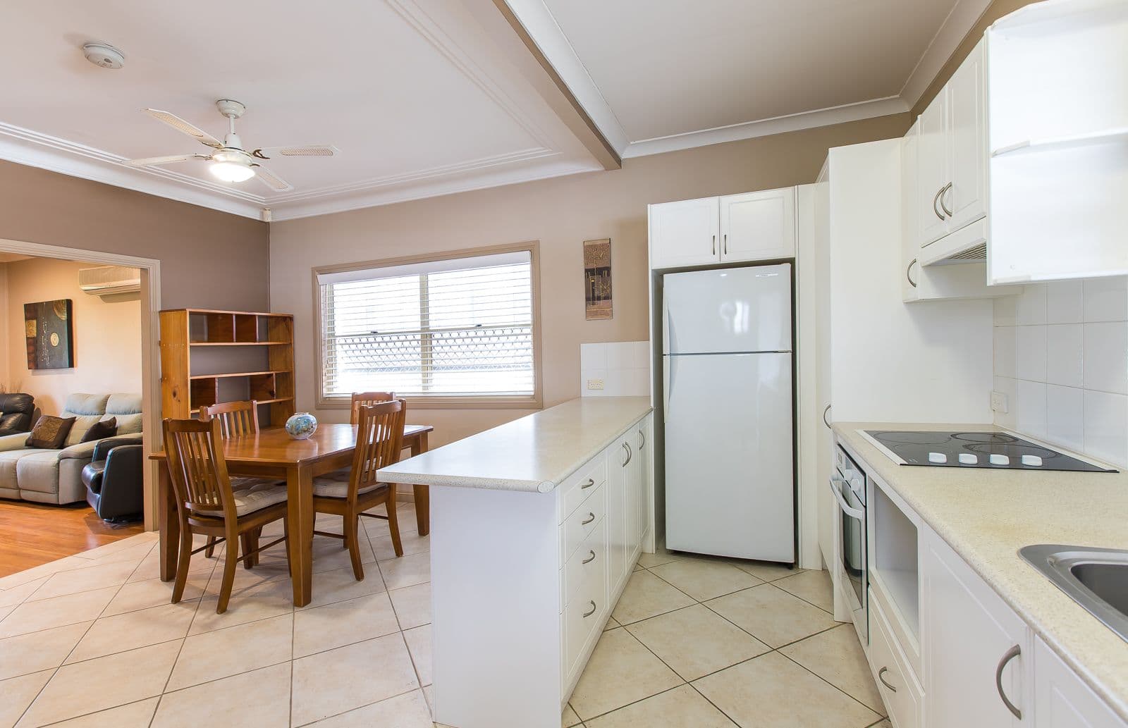 4 Lumsden Lane, Wallsend NSW 2287, Wallsend - Thumbnail 2