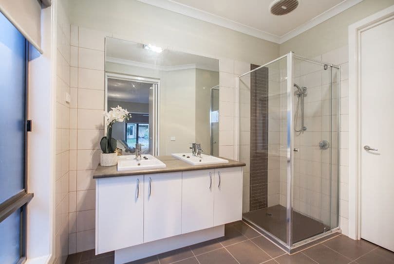 9 Farmhouse Boulevard, Epping VIC 3076, Epping - Thumbnail 4