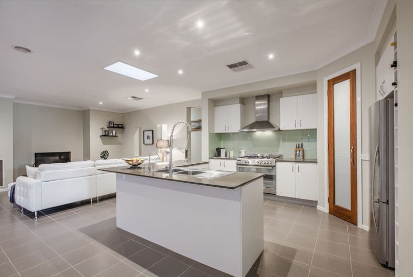 9 Farmhouse Boulevard, Epping VIC 3076, Epping - Thumbnail 8