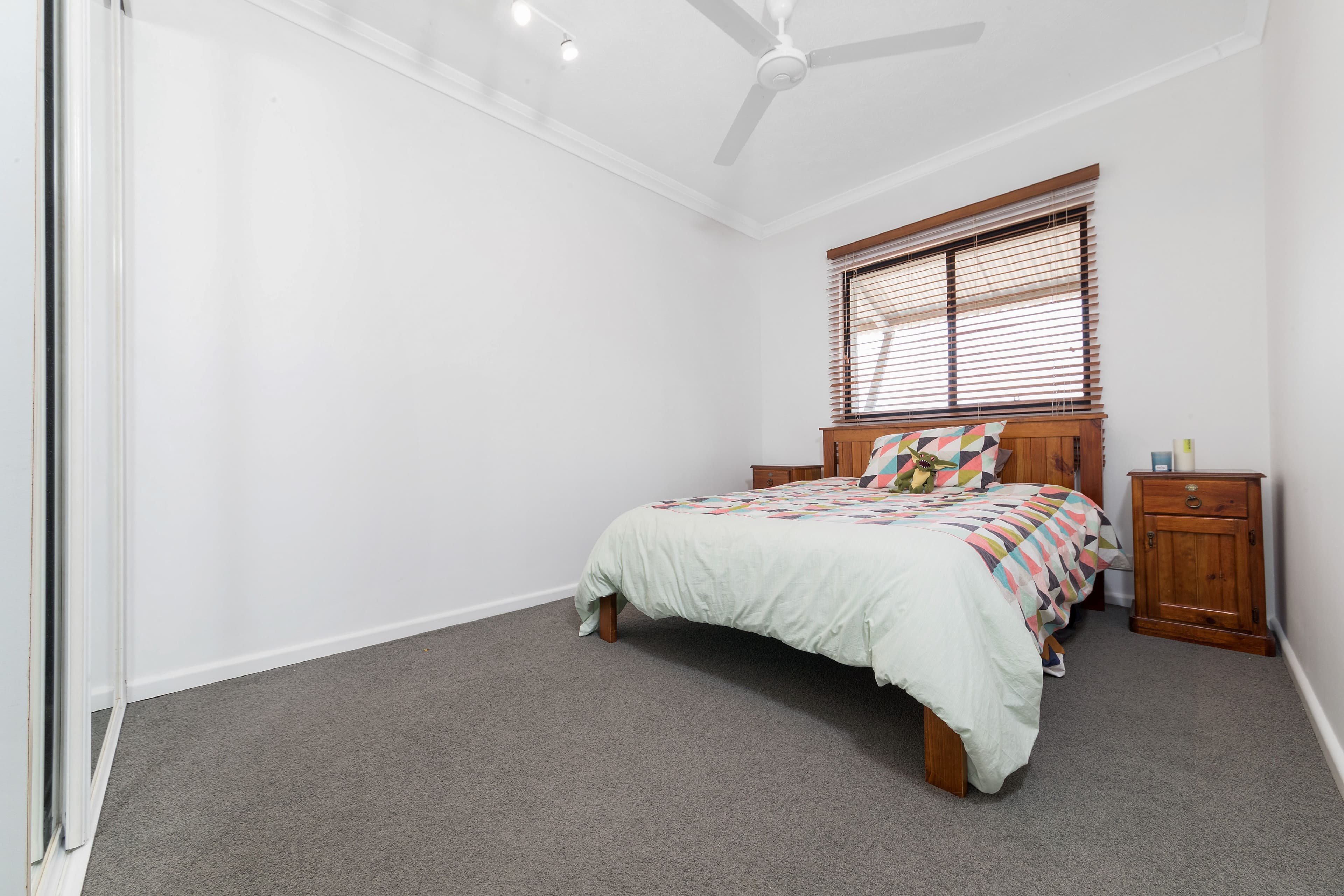 24 Harry Chan Avenue, DARWIN CITY NT 0800, Darwin City - Thumbnail 8