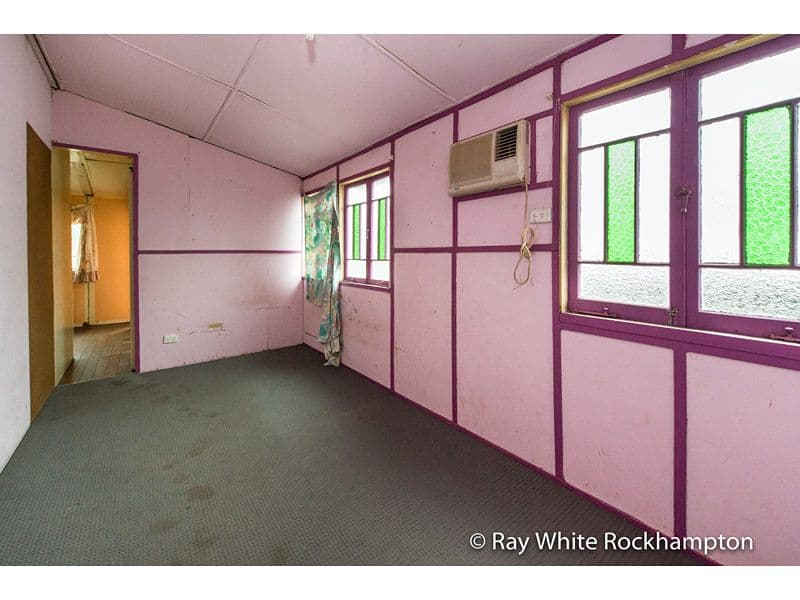 81 James Street, Mount Morgan QLD 4714, Mount Morgan - Thumbnail 4