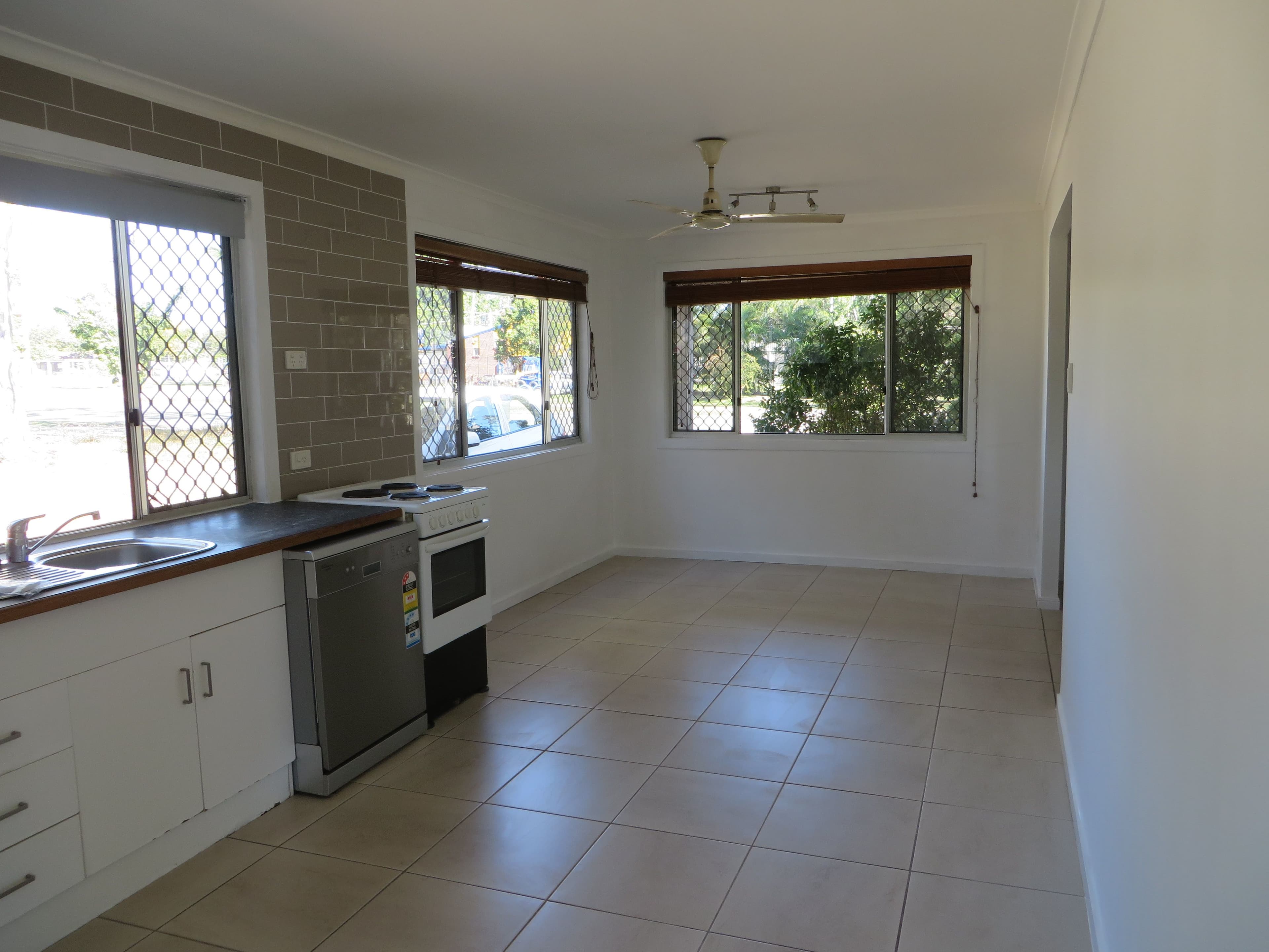 62 Webster Road, Deception Bay QLD 4508, Deception Bay - Thumbnail 8
