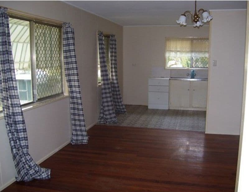 34 Wallin Avenue, Deception Bay QLD 4508, Deception Bay - Thumbnail 2