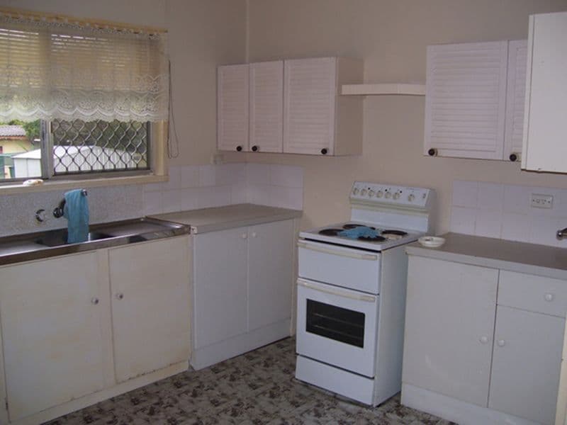 34 Wallin Avenue, Deception Bay QLD 4508, Deception Bay - Thumbnail 3