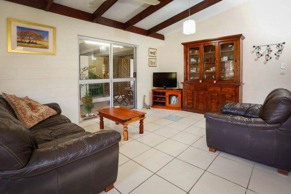 17 Lagoon Crescent, SAUNDERS BEACH QLD 4818, Saunders Beach - Thumbnail 5
