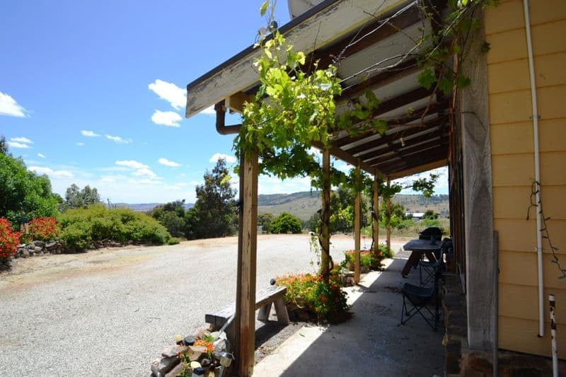 2230 Highlands Road, SEYMOUR VIC 3660, Seymour - Thumbnail 2