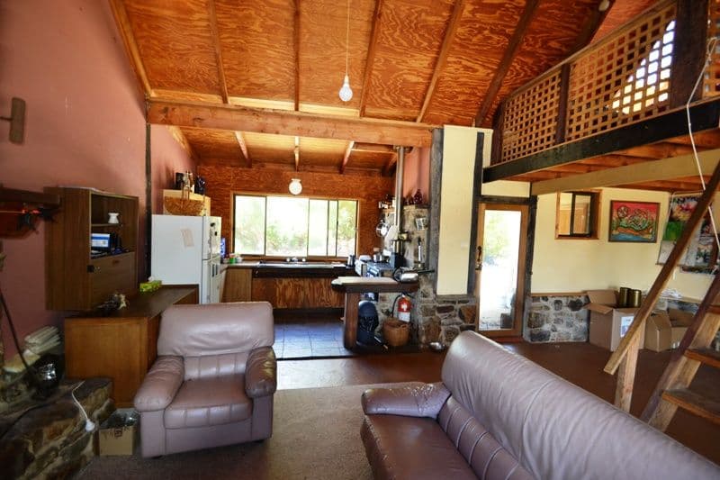 2230 Highlands Road, SEYMOUR VIC 3660, Seymour - Thumbnail 3