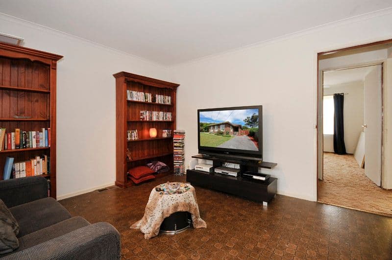 14 Marlow Street, MOOROOLBARK VIC 3138, Mooroolbark - Thumbnail 2