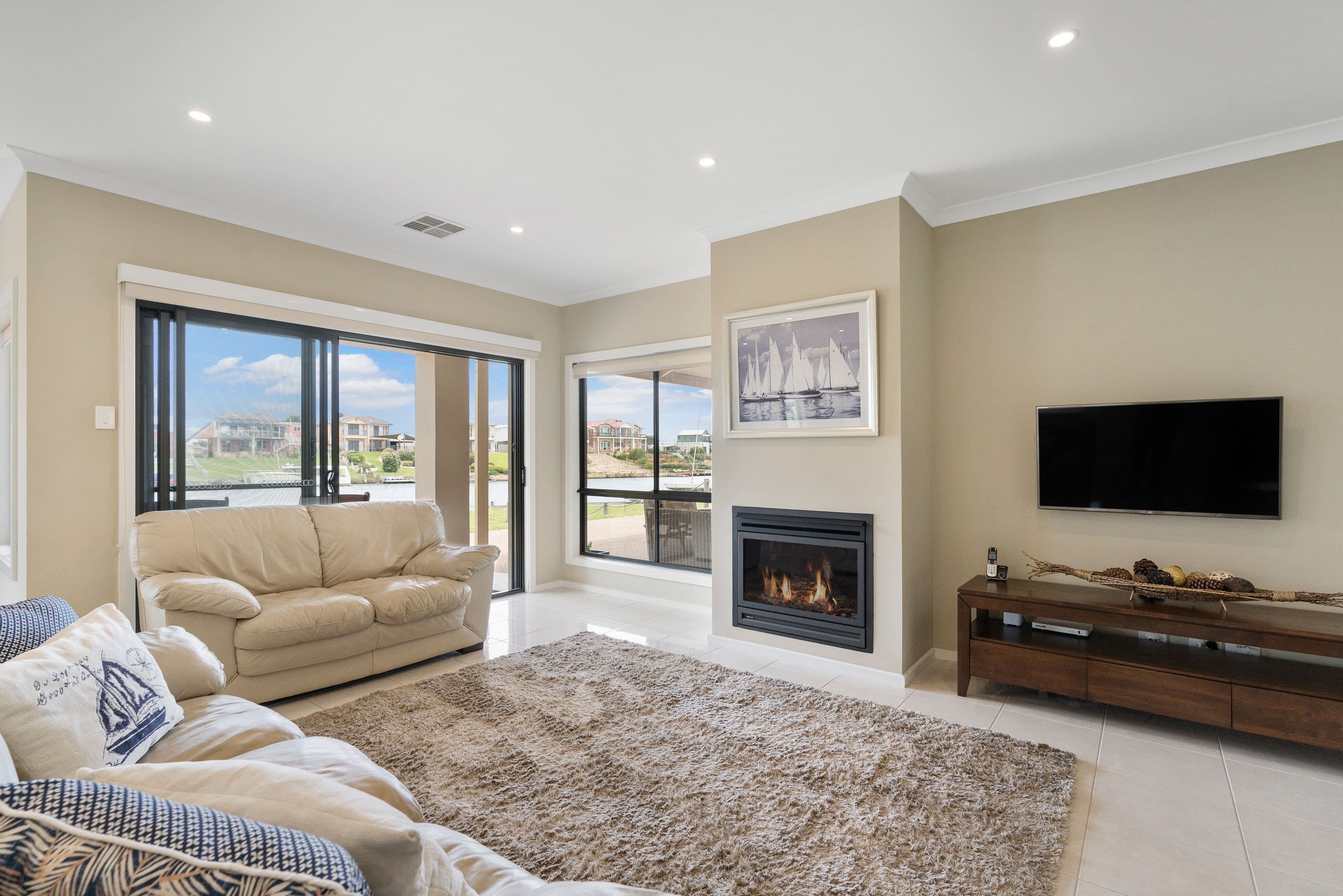 47 Prince Alfred Parade, Hindmarsh Island SA 5214, Hindmarsh Island - Thumbnail 5