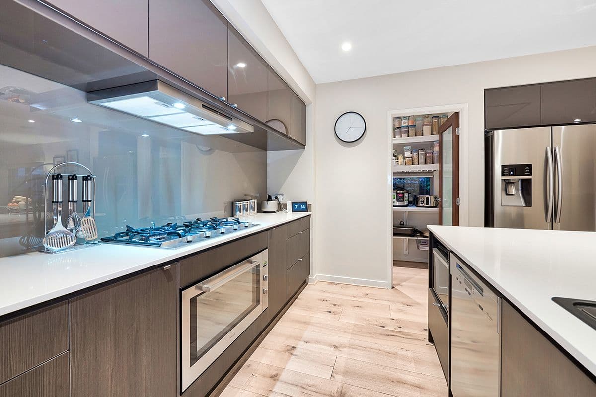 18 Bellhaven Circuit, Clyde North VIC 3978, Clyde North - Thumbnail 4