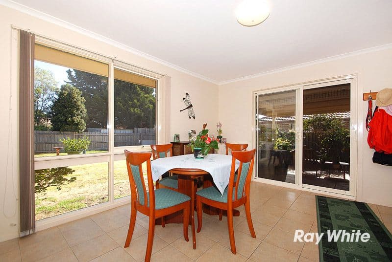 23 Heywood Crescent, CRANBOURNE NORTH VIC 3977, Cranbourne North - Thumbnail 4