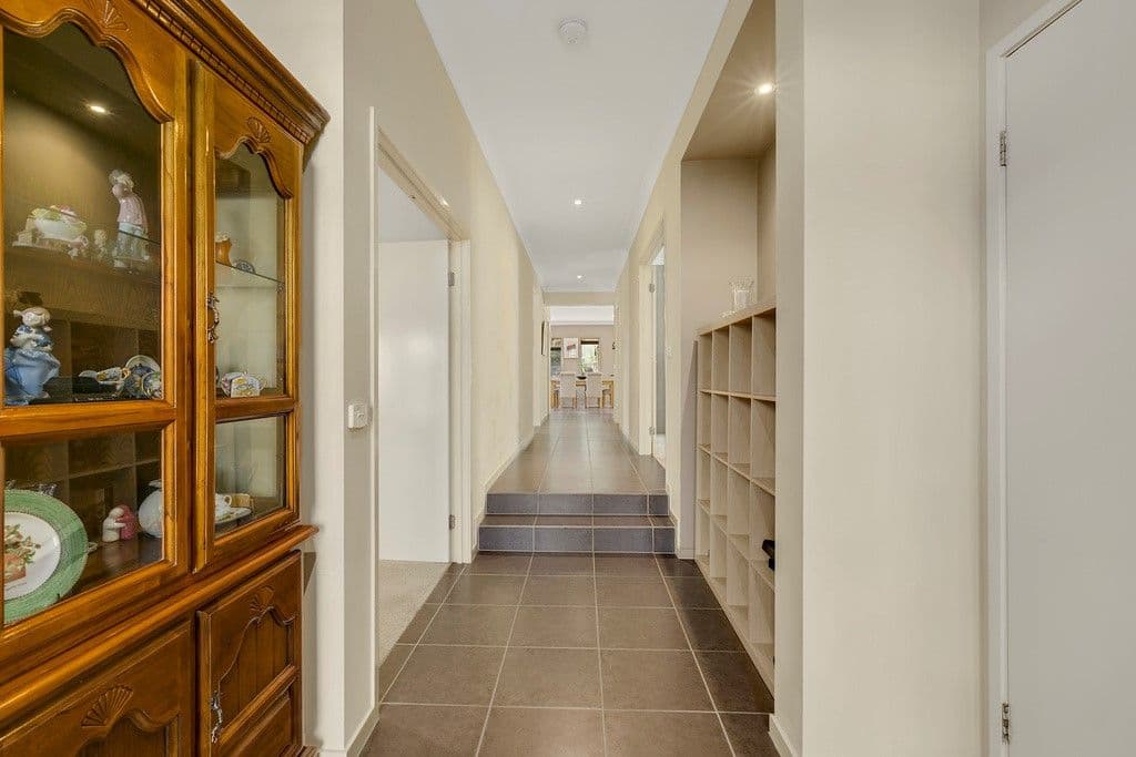 6 Yamba Street, Pacific Pines QLD 4211, Pacific Pines - Thumbnail 7